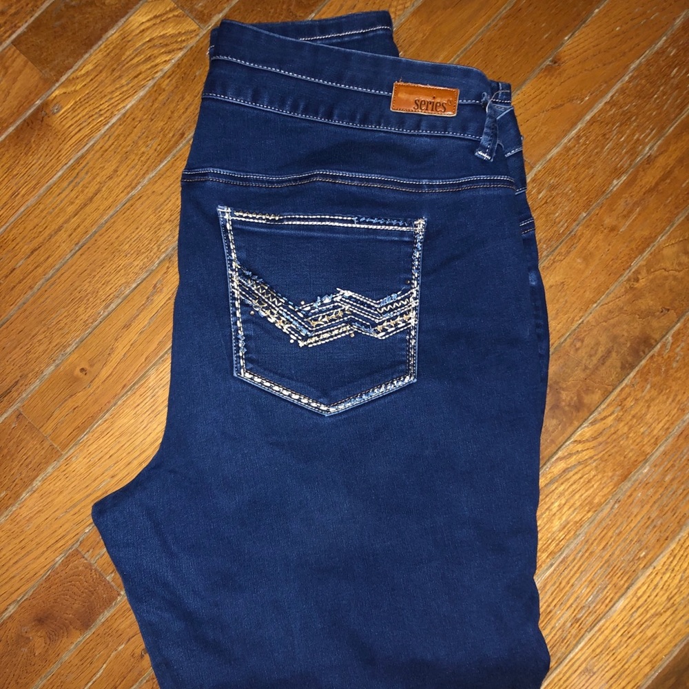 Amethyst skinny jean